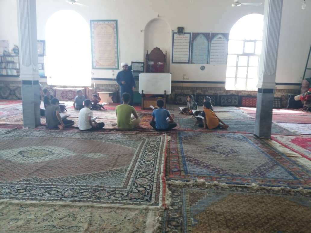 کلاس آموزشي قرآن در کانون امام جعفر صادق(ع) برگزار مي شود